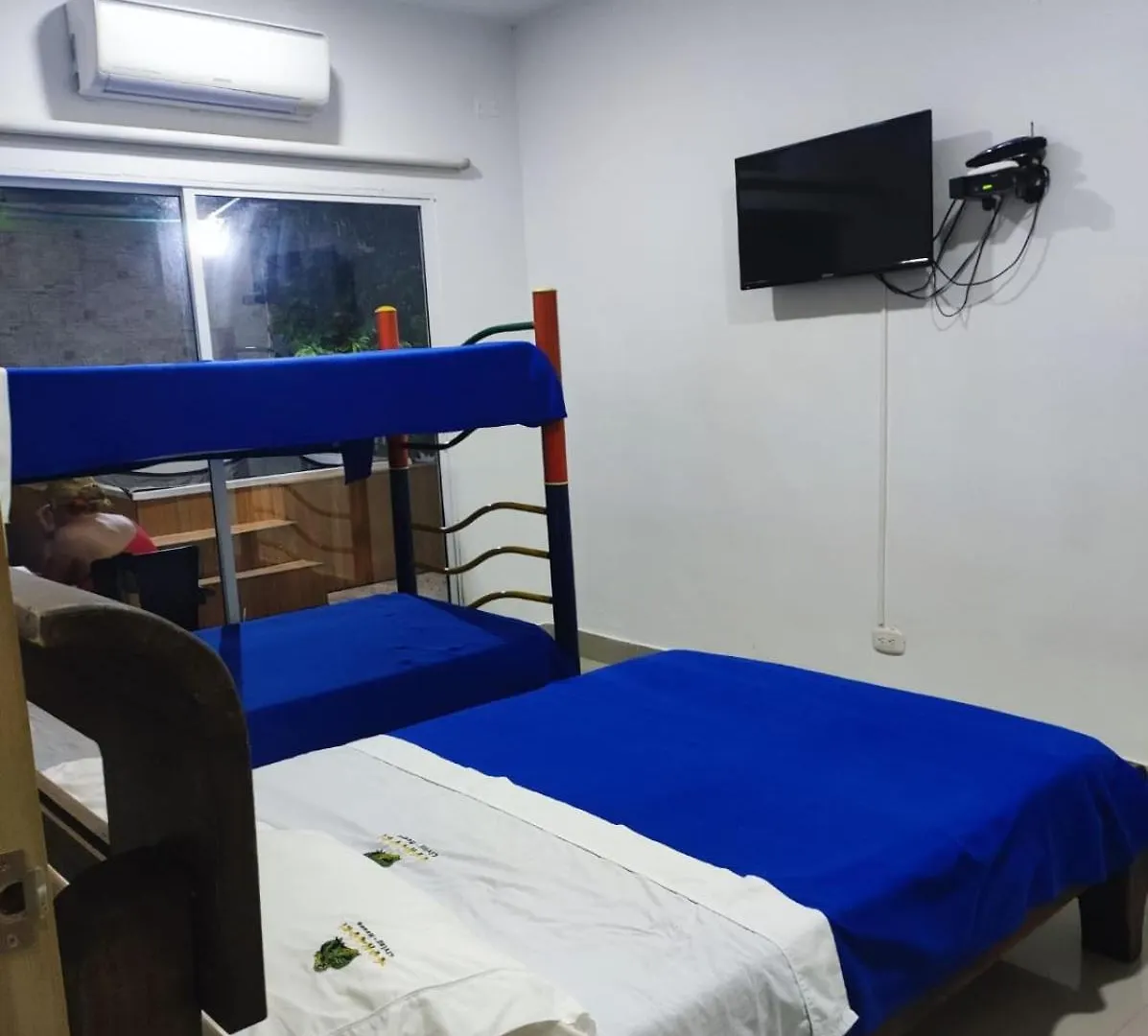 Pensión Hotel Gongori Living House Playa Dormida Colombia